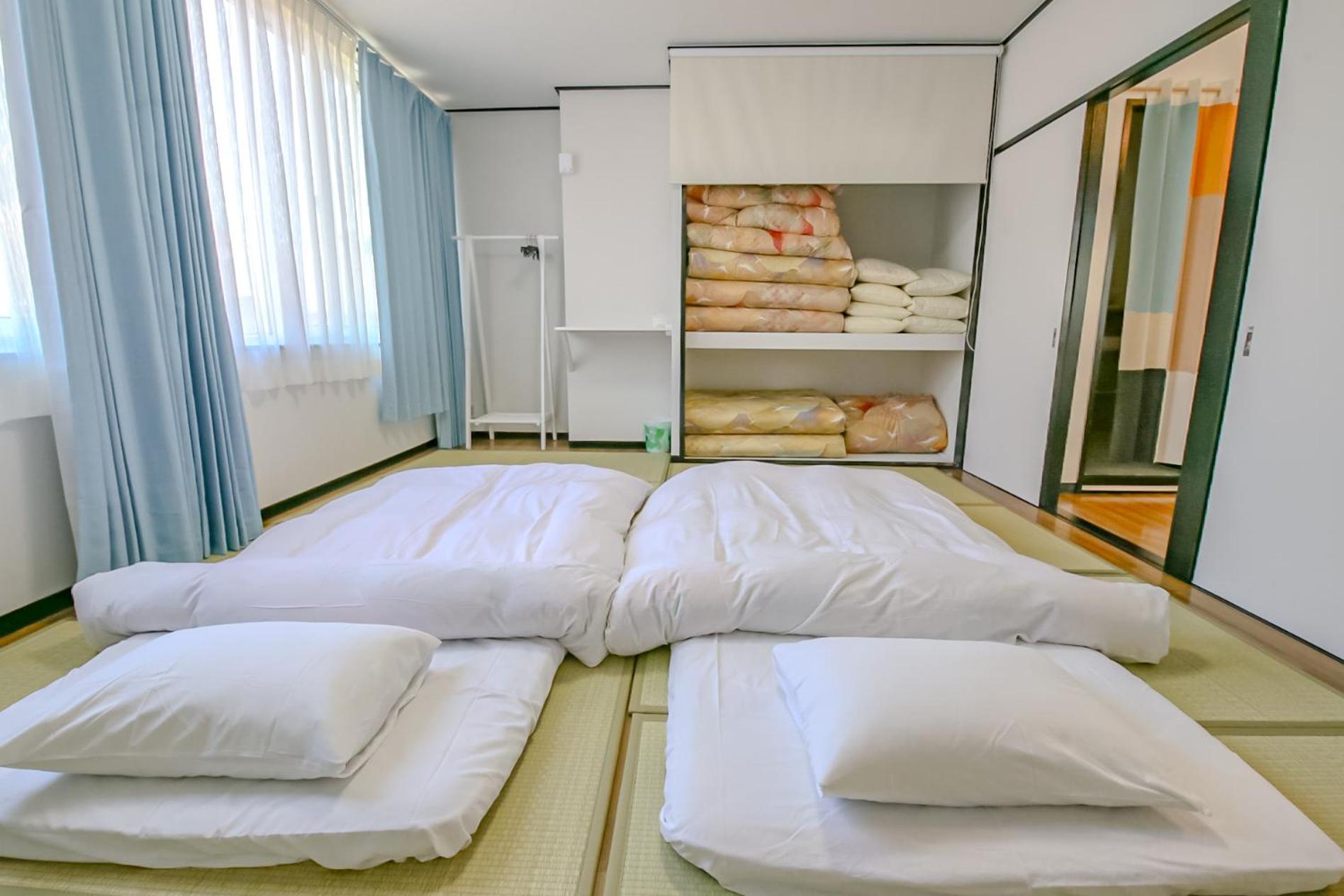 ゲストハウスあさひ Atami  Bagian luar foto